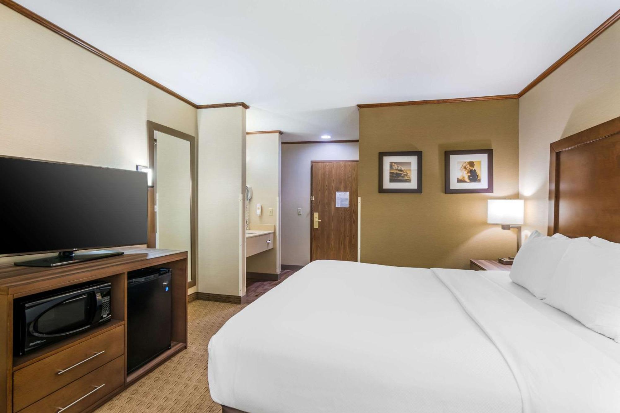 Comfort Inn Sedalia Station Ngoại thất bức ảnh